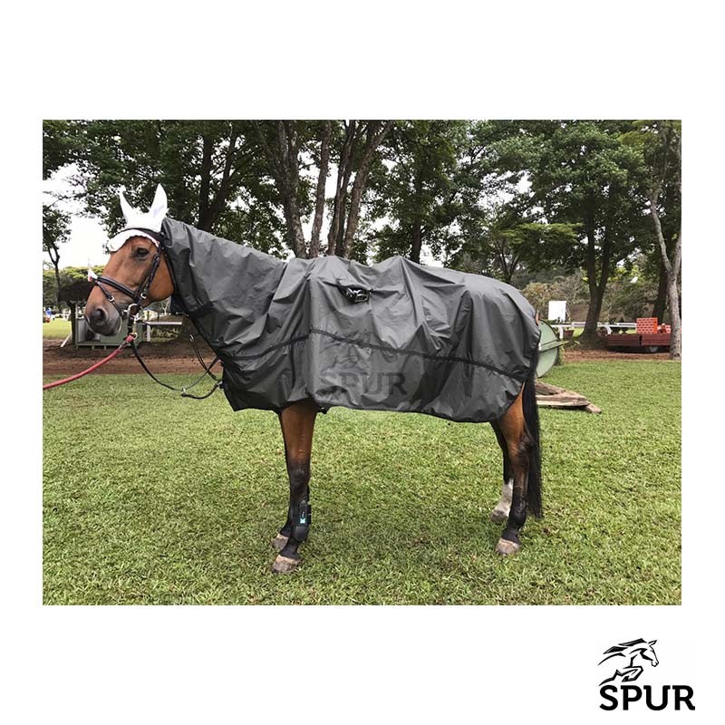 Capa de Chuva com Pescoceira